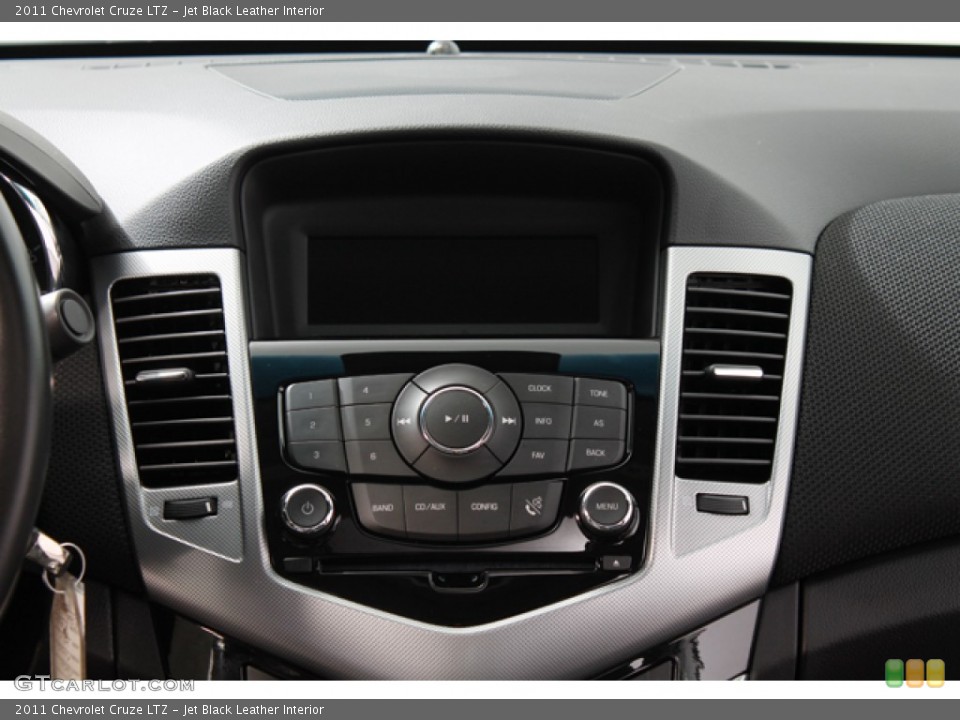 Jet Black Leather Interior Controls for the 2011 Chevrolet Cruze LTZ #69293256