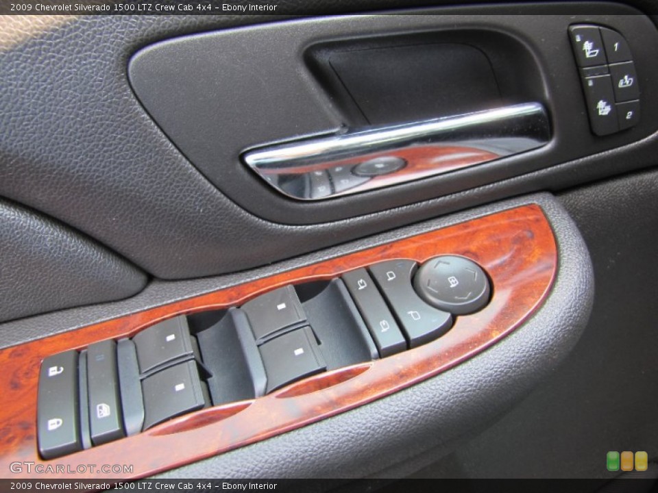 Ebony Interior Controls for the 2009 Chevrolet Silverado 1500 LTZ Crew Cab 4x4 #69314490