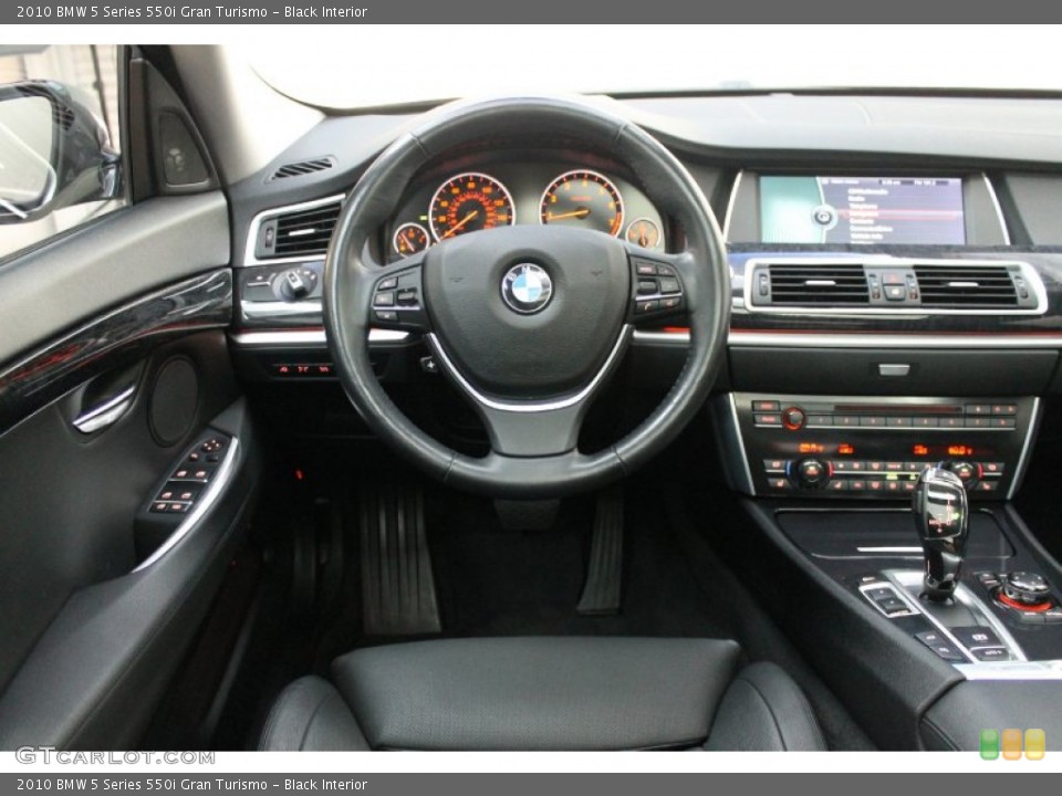 Black Interior Dashboard for the 2010 BMW 5 Series 550i Gran Turismo #69321378
