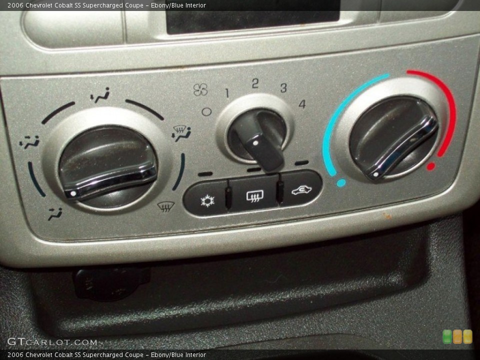 Ebony/Blue Interior Controls for the 2006 Chevrolet Cobalt SS Supercharged Coupe #69323205