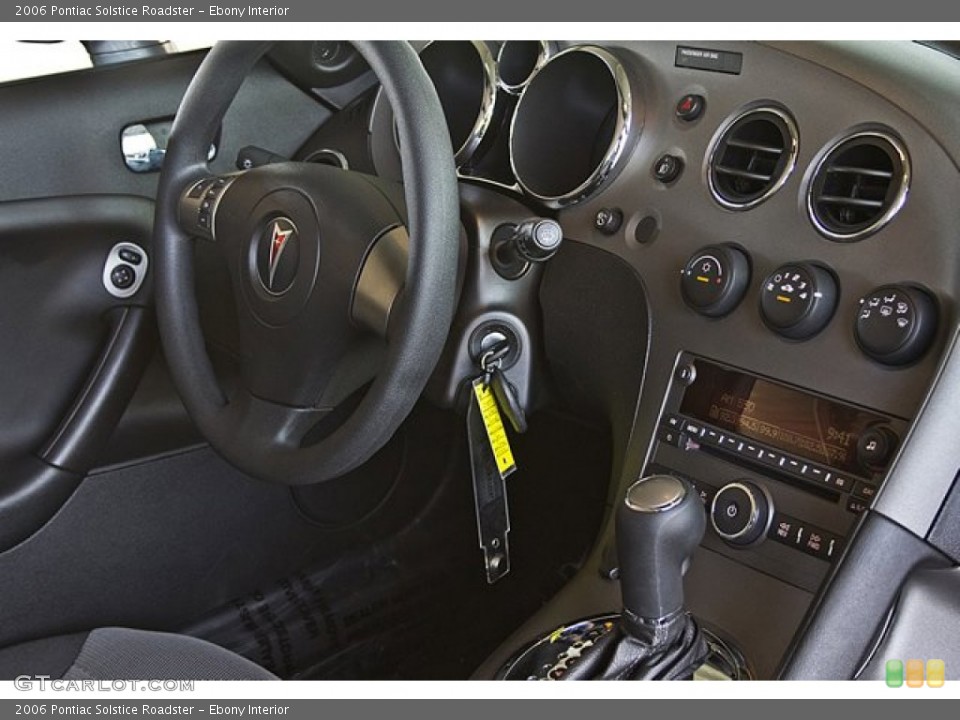 Ebony Interior Controls for the 2006 Pontiac Solstice Roadster #69325714