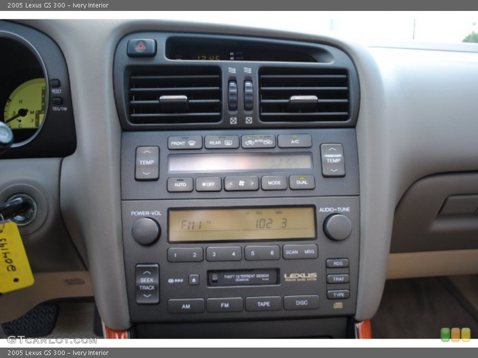 Ivory Interior Controls for the 2005 Lexus GS 300 #69327094