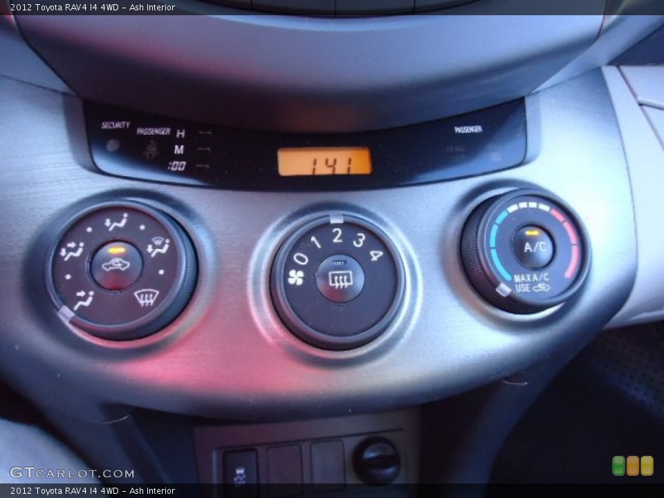 Ash Interior Controls for the 2012 Toyota RAV4 I4 4WD #69338052
