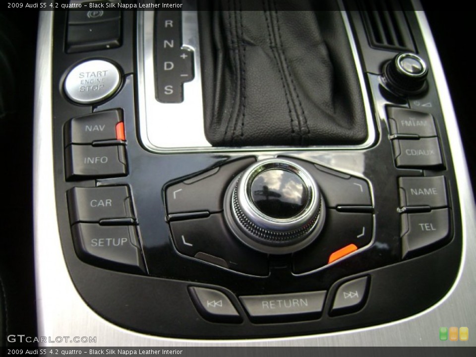 Black Silk Nappa Leather Interior Controls for the 2009 Audi S5 4.2 quattro #69339189
