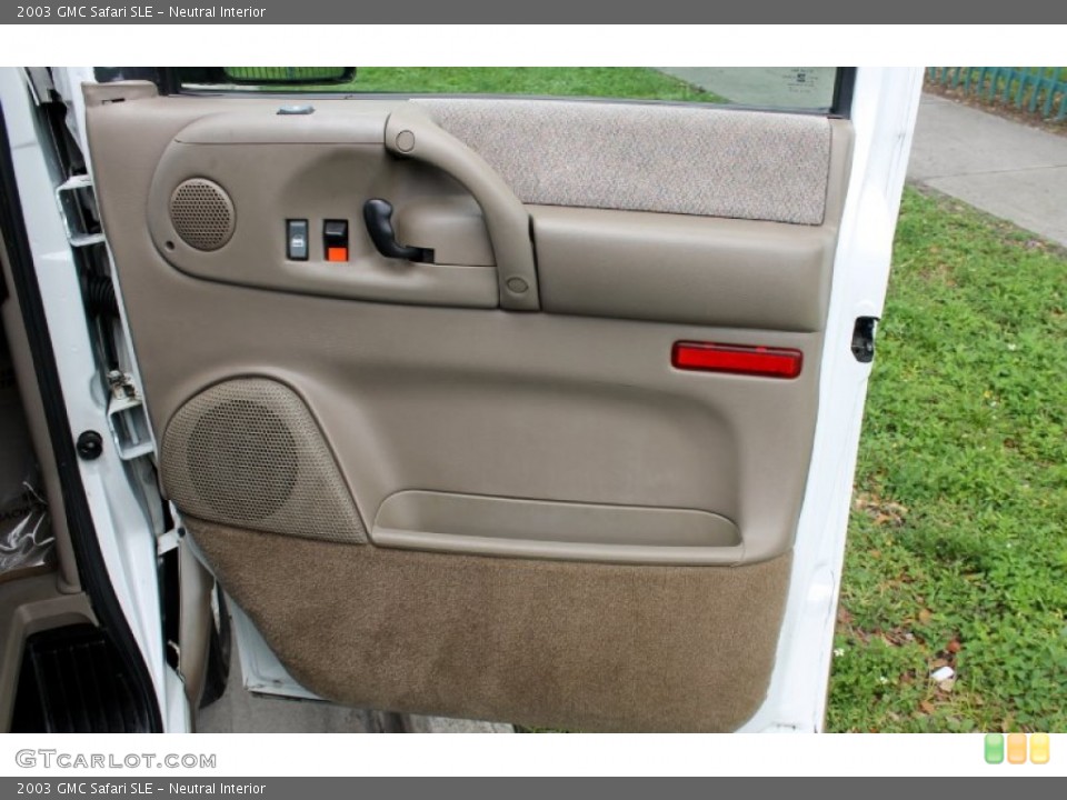 Neutral Interior Door Panel for the 2003 GMC Safari SLE #69343833