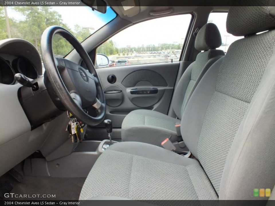 Gray Interior Photo for the 2004 Chevrolet Aveo LS Sedan #69356059