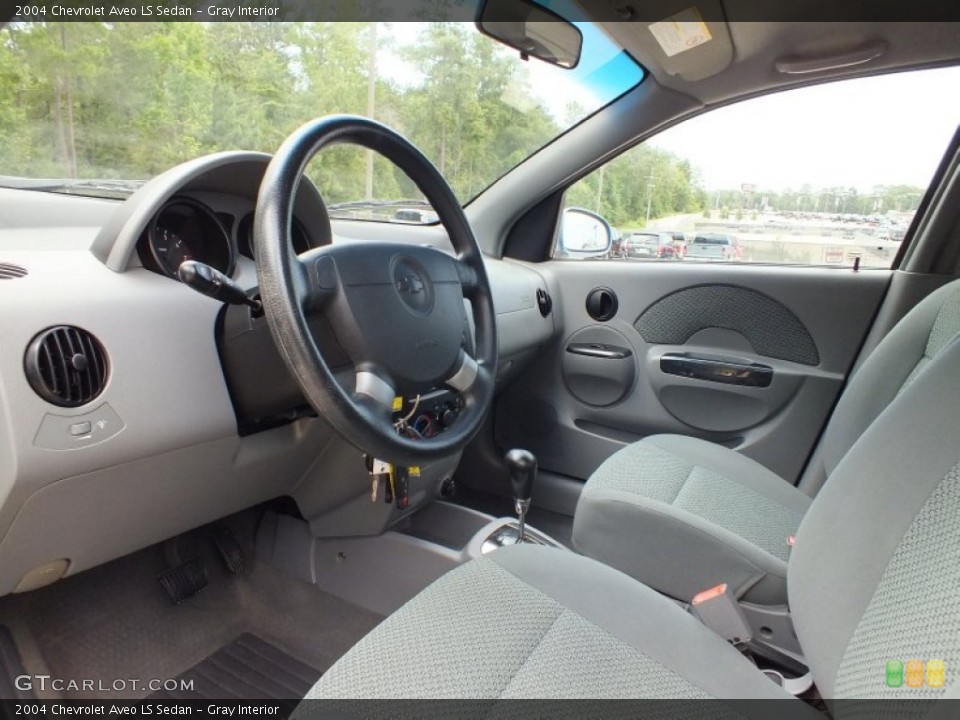 Gray Interior Photo for the 2004 Chevrolet Aveo LS Sedan #69356266