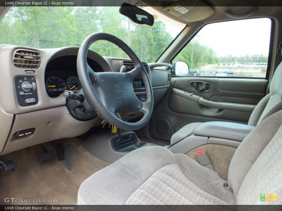 Beige Interior Photo for the 1998 Chevrolet Blazer LS #69357271