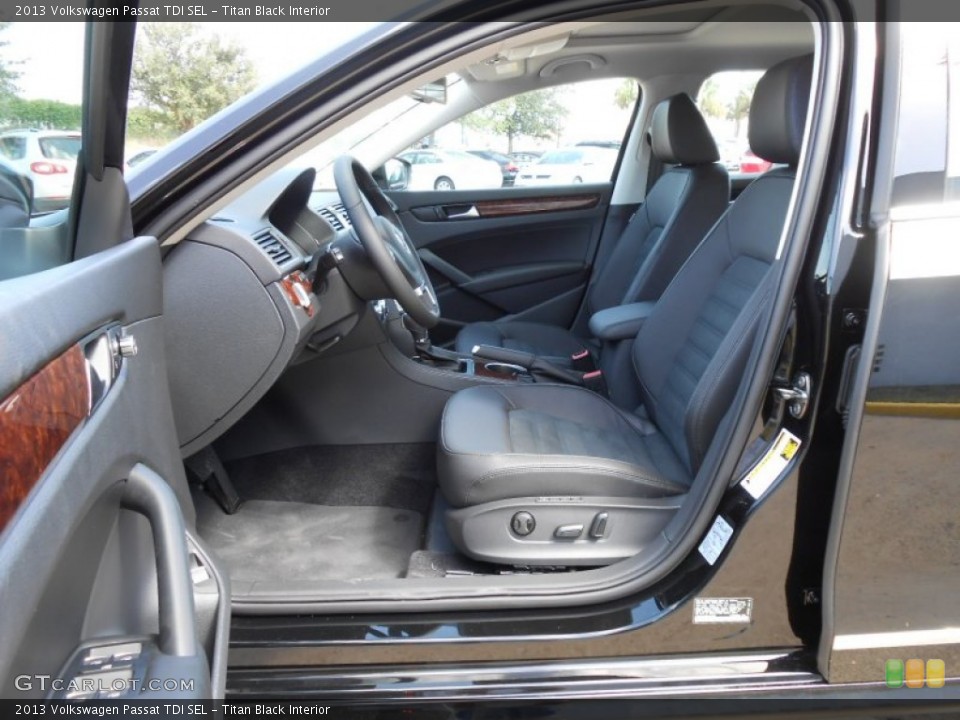 Titan Black Interior Photo for the 2013 Volkswagen Passat TDI SEL #69379378