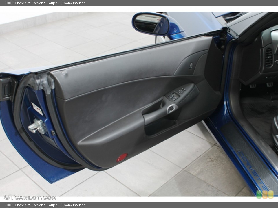 Ebony Interior Door Panel for the 2007 Chevrolet Corvette Coupe #69381385