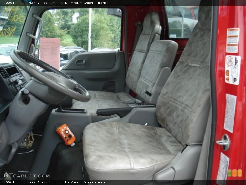 Medium Graphite 2006 Ford LCF Truck Interiors