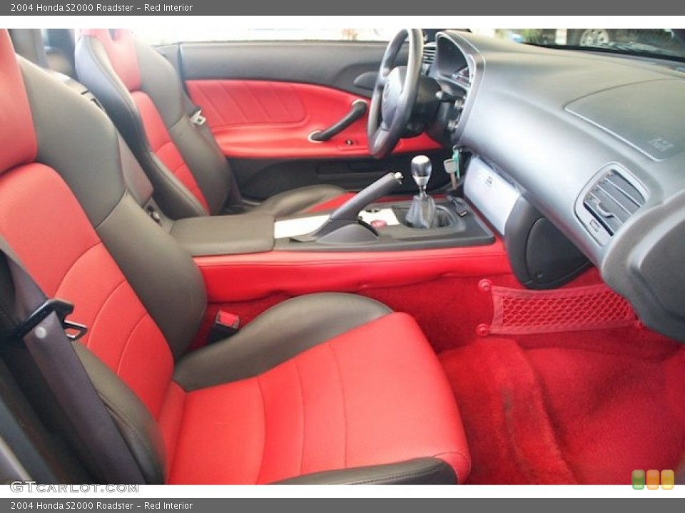 Red Interior Photo for the 2004 Honda S2000 Roadster #69386464