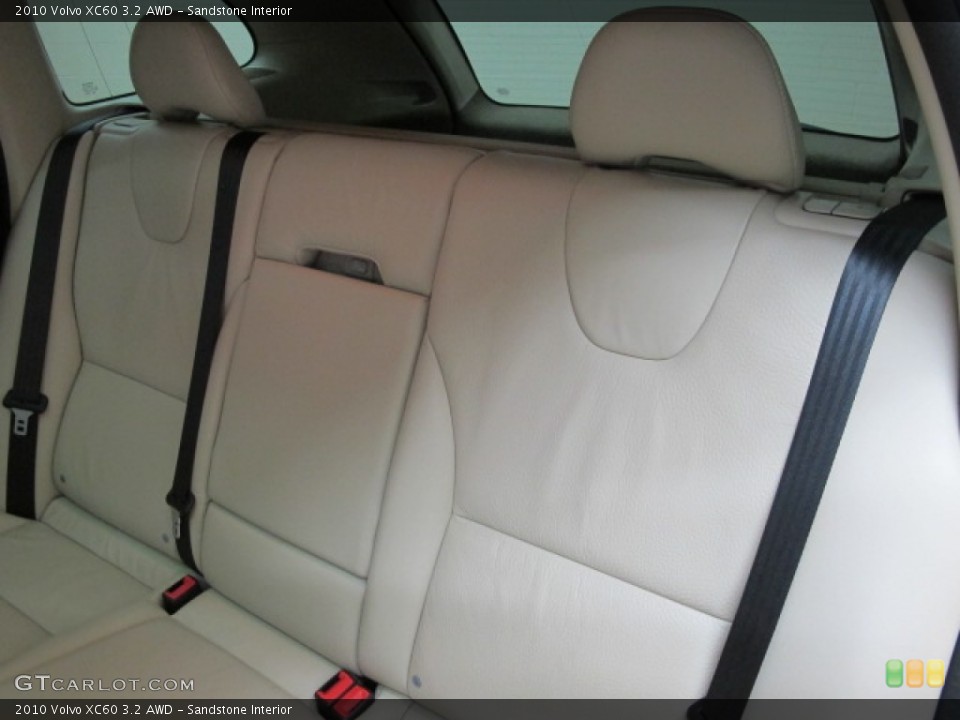 Sandstone Interior Photo for the 2010 Volvo XC60 3.2 AWD #69387703
