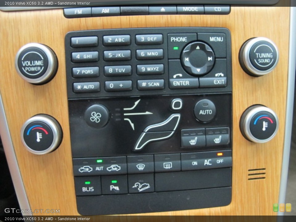 Sandstone Interior Controls for the 2010 Volvo XC60 3.2 AWD #69387808