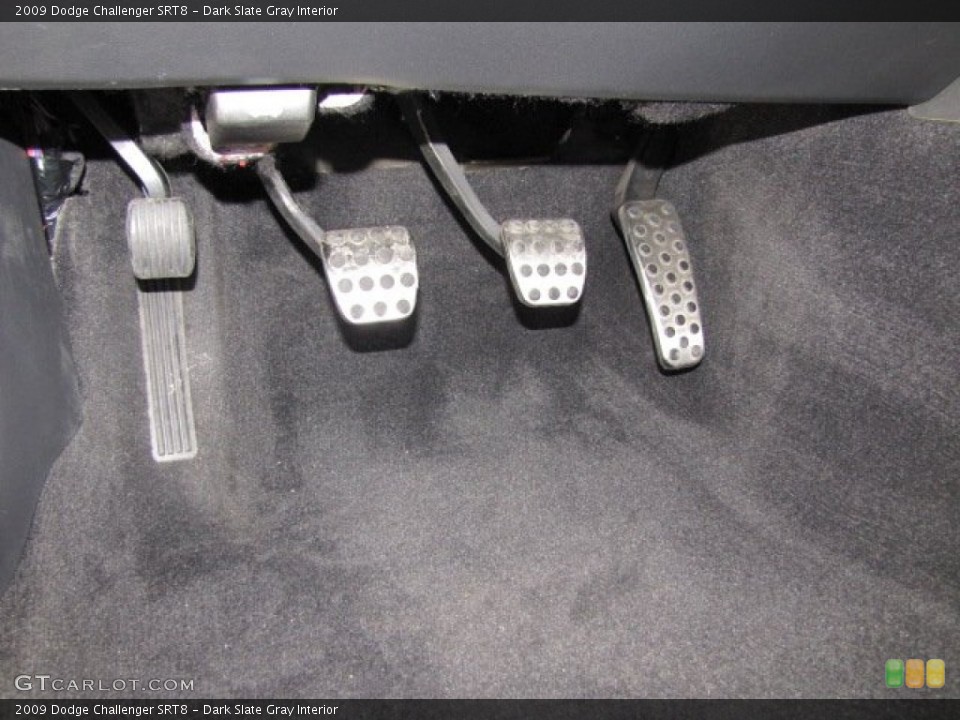 Dark Slate Gray Interior Controls for the 2009 Dodge Challenger SRT8 #69390487