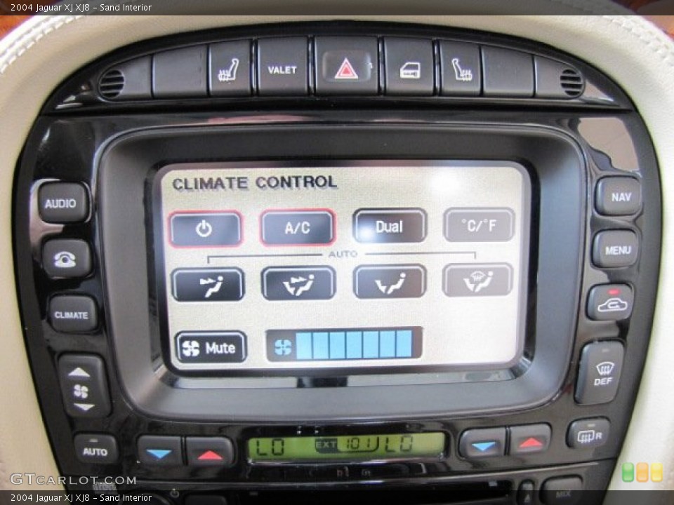 Sand Interior Controls for the 2004 Jaguar XJ XJ8 #69390955
