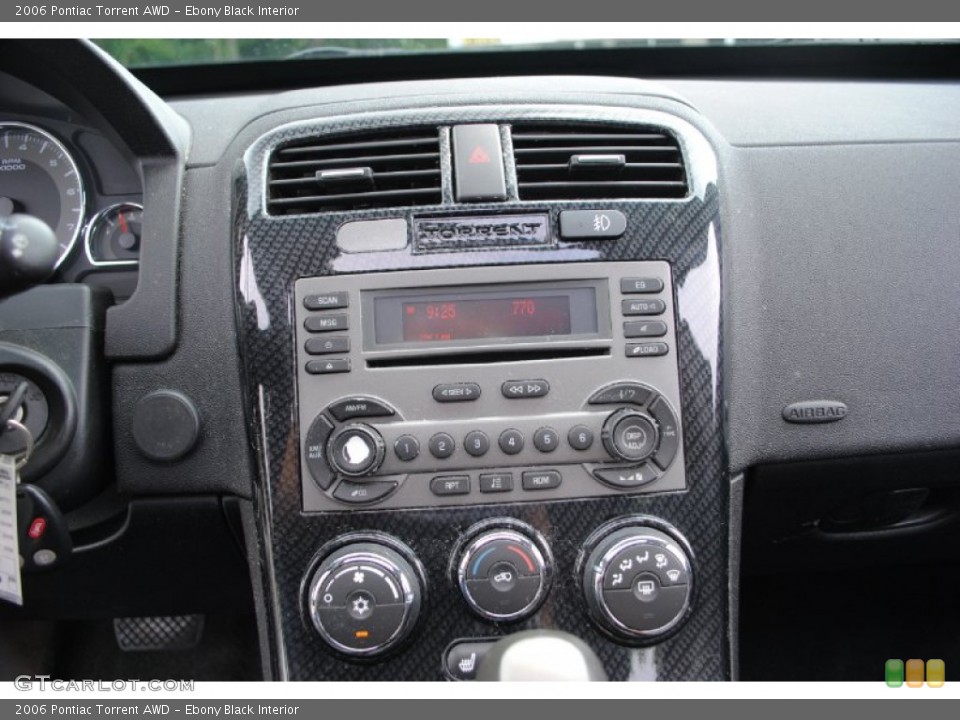 Ebony Black Interior Controls for the 2006 Pontiac Torrent AWD #69403174