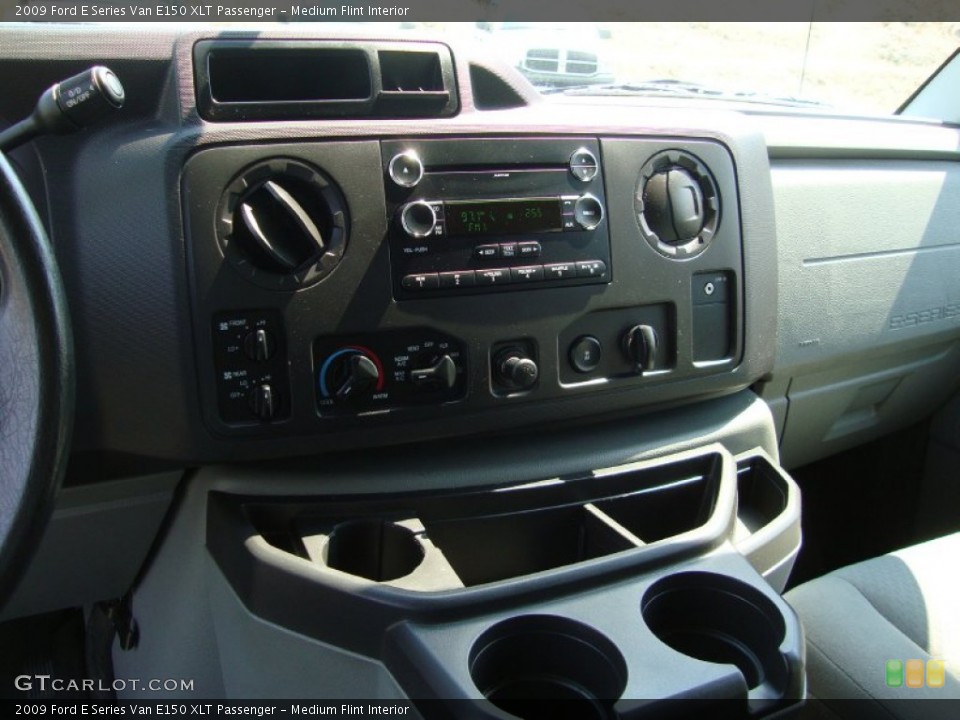 Medium Flint Interior Controls for the 2009 Ford E Series Van E150 XLT Passenger #69405291