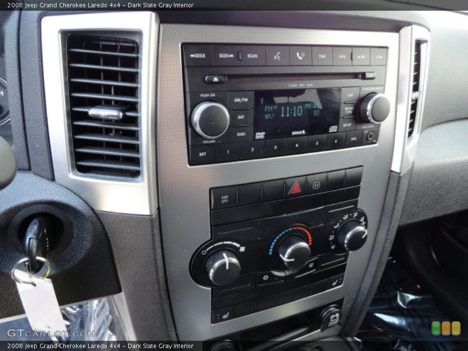 Dark Slate Gray Interior Controls for the 2008 Jeep Grand Cherokee Laredo 4x4 #69411430