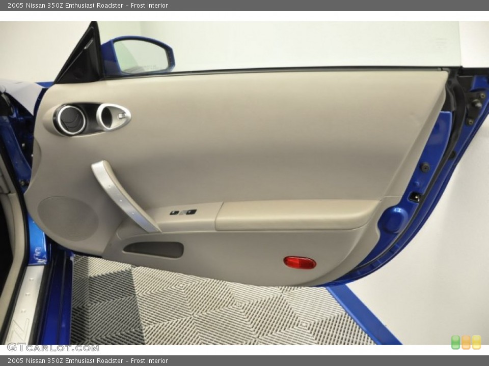 Frost Interior Door Panel for the 2005 Nissan 350Z Enthusiast Roadster #69417802