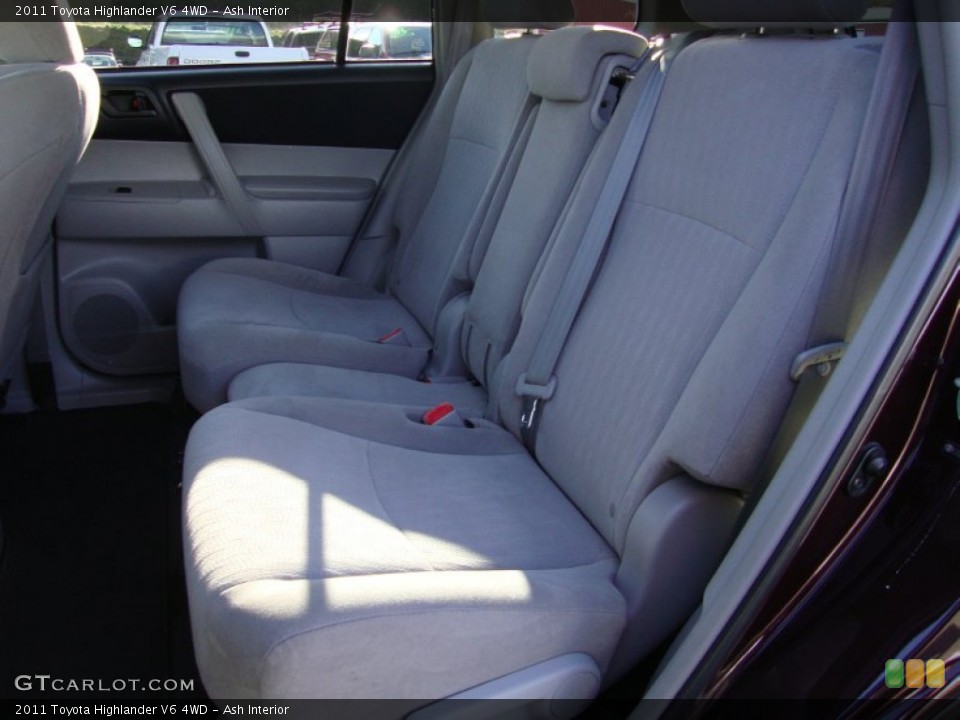Ash Interior Rear Seat for the 2011 Toyota Highlander V6 4WD #69418345