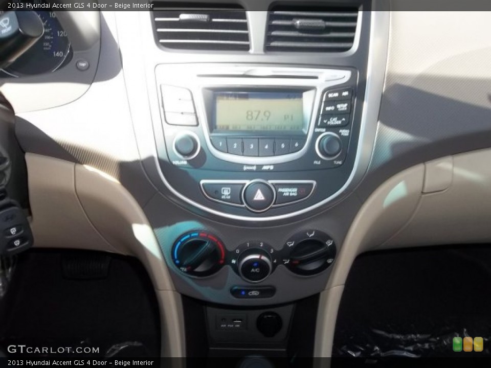 Beige Interior Controls for the 2013 Hyundai Accent GLS 4 Door #69419386