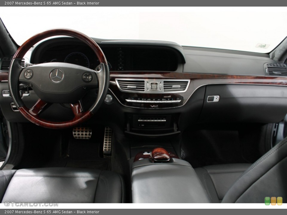 Black Interior Dashboard for the 2007 Mercedes-Benz S 65 AMG Sedan #69421012