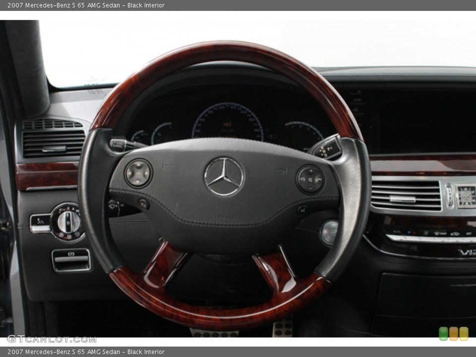Black Interior Steering Wheel for the 2007 Mercedes-Benz S 65 AMG Sedan #69421021