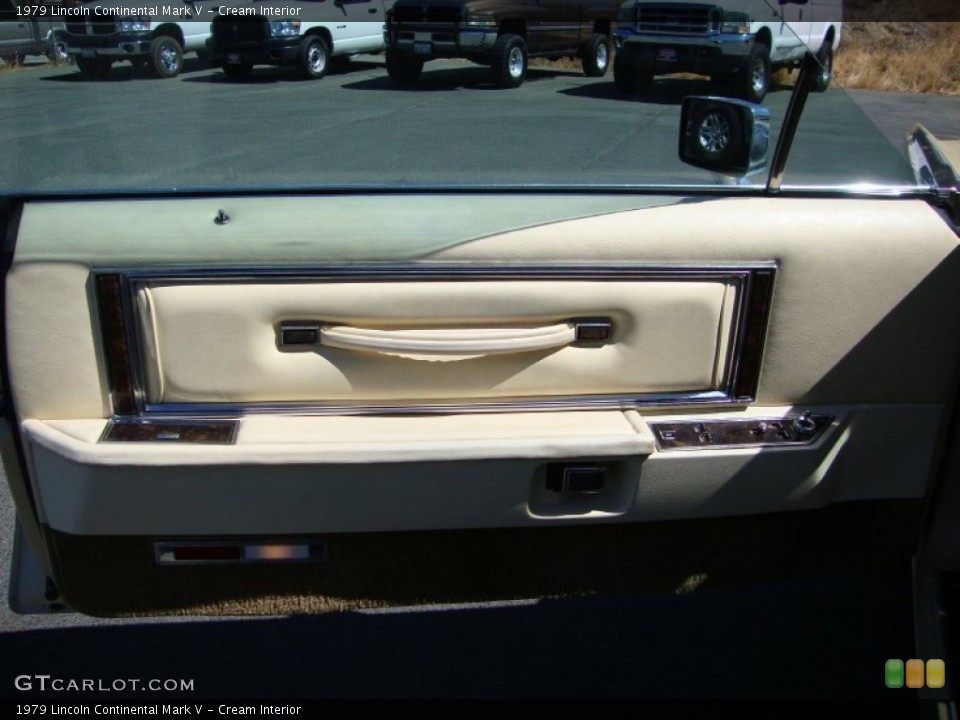 Cream Interior Door Panel for the 1979 Lincoln Continental Mark V #69421972