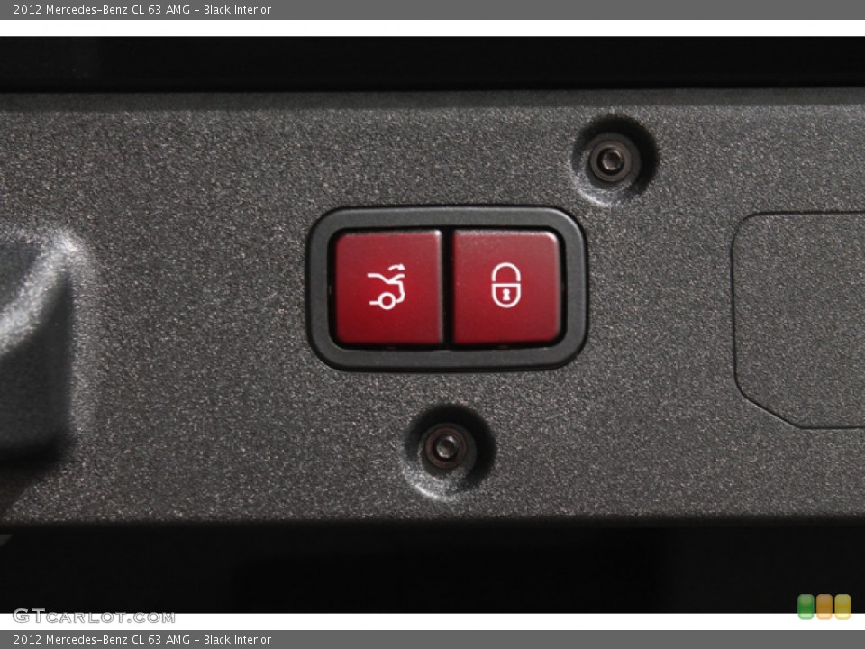 Black Interior Controls for the 2012 Mercedes-Benz CL 63 AMG #69422087