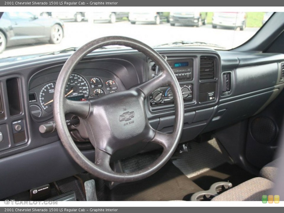 Graphite Interior Dashboard for the 2001 Chevrolet Silverado 1500 LS Regular Cab #69424681