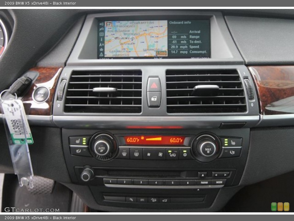 Black Interior Controls for the 2009 BMW X5 xDrive48i #69426556