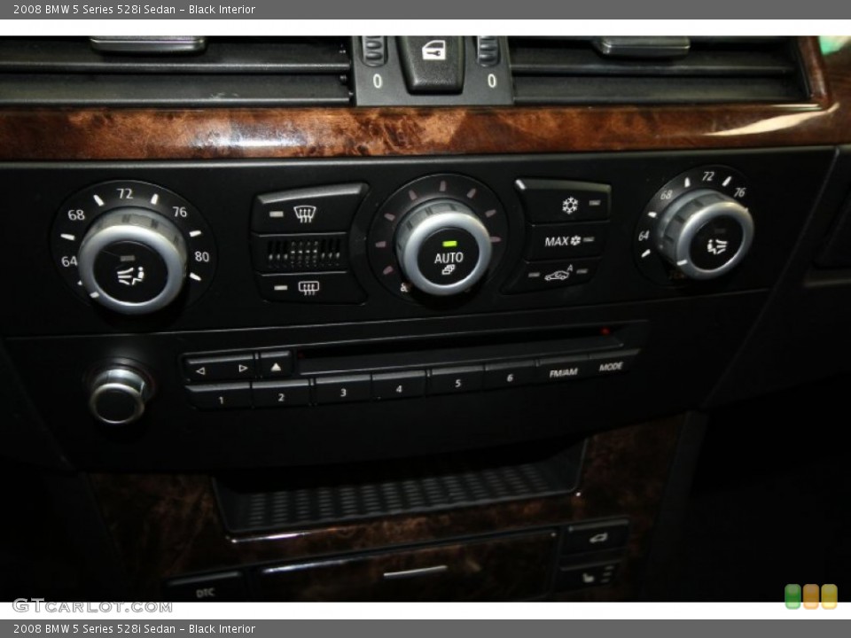 Black Interior Controls for the 2008 BMW 5 Series 528i Sedan #69427396