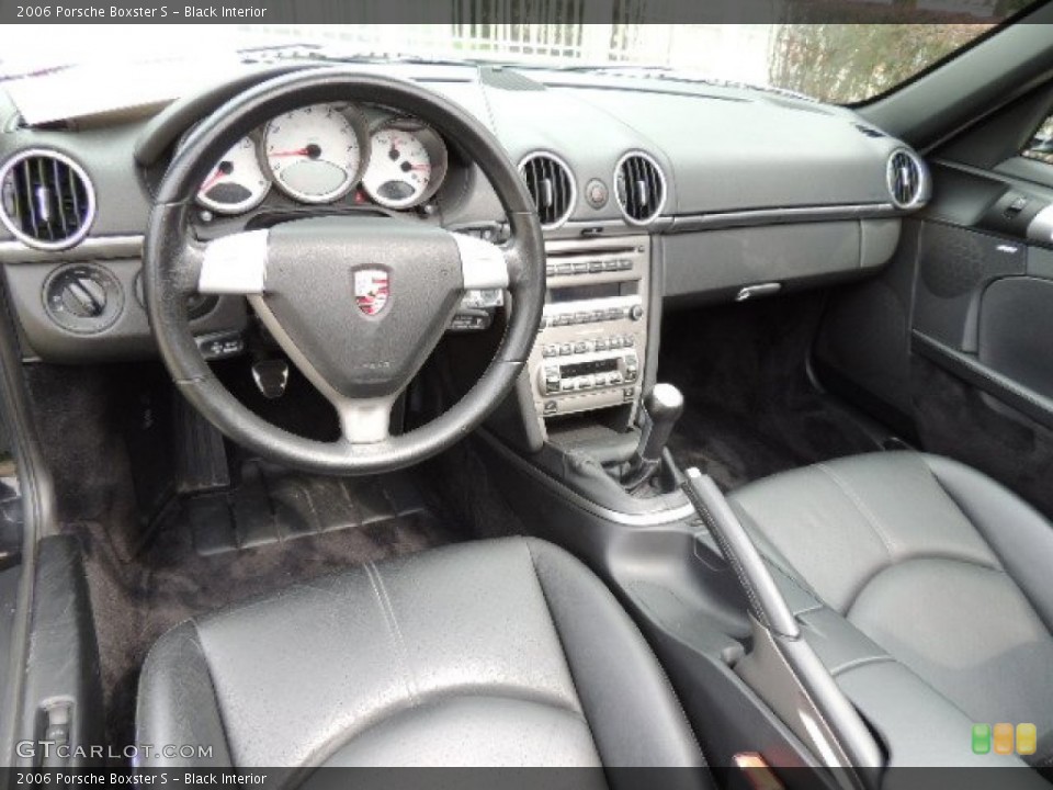 Black Interior Photo for the 2006 Porsche Boxster S #69430615