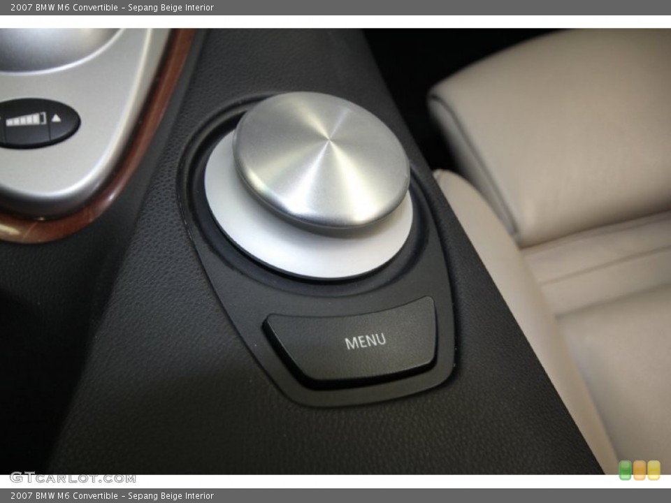 Sepang Beige Interior Controls for the 2007 BMW M6 Convertible #69430789