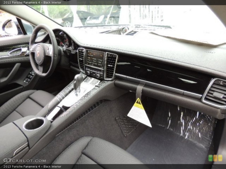 Black Interior Dashboard for the 2013 Porsche Panamera 4 #69430852
