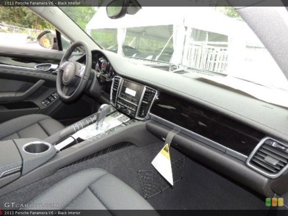 Black Interior Dashboard for the 2013 Porsche Panamera V6 #69431143