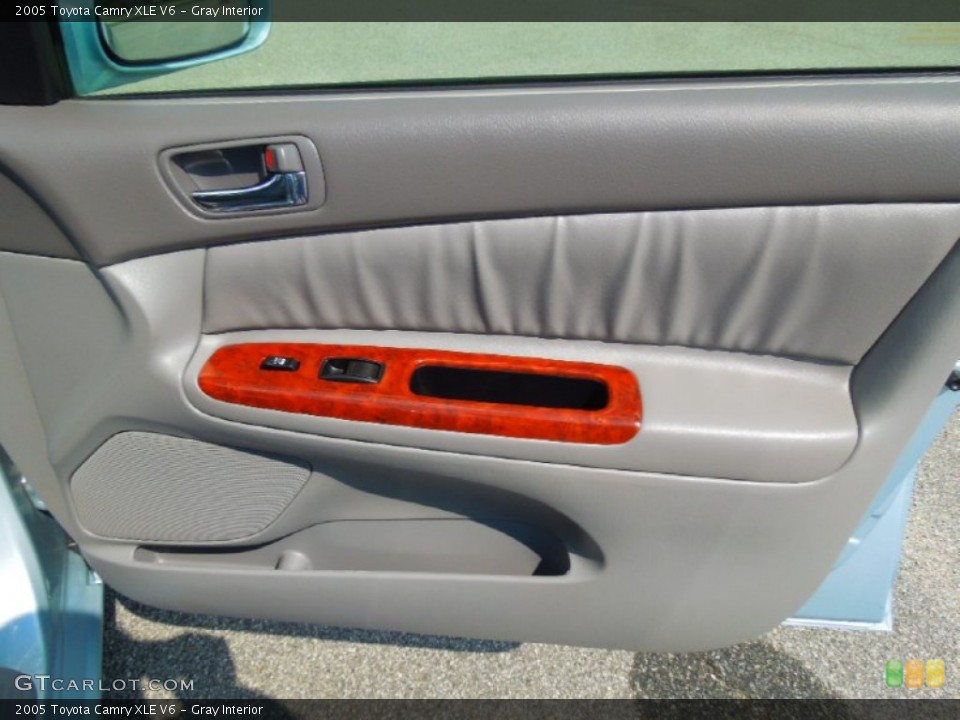 Gray Interior Door Panel for the 2005 Toyota Camry XLE V6 #69441929