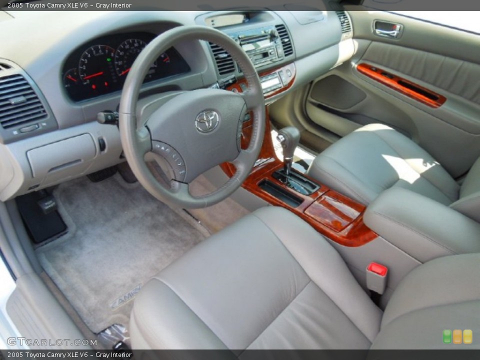 Gray Interior Prime Interior for the 2005 Toyota Camry XLE V6 #69441952