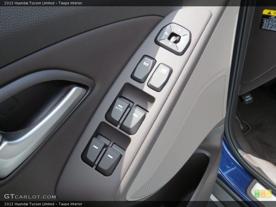 Taupe Interior Controls for the 2013 Hyundai Tucson Limited #69455068