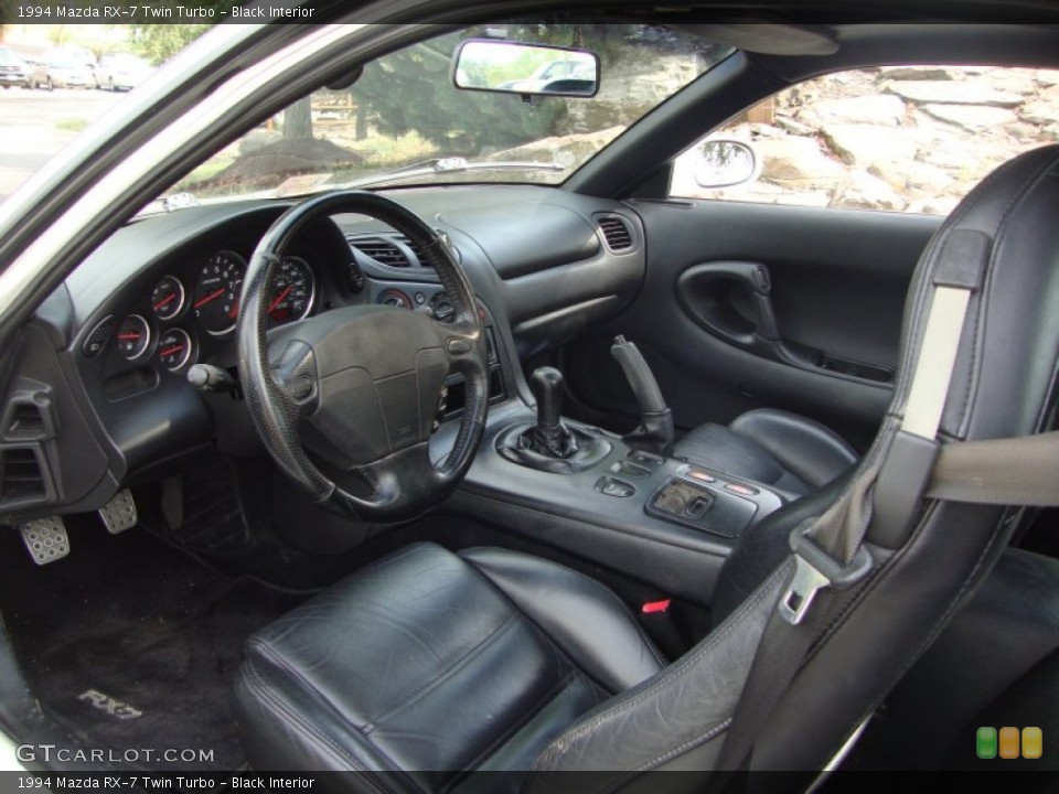 Black Interior Photo for the 1994 Mazda RX-7 Twin Turbo #69456190