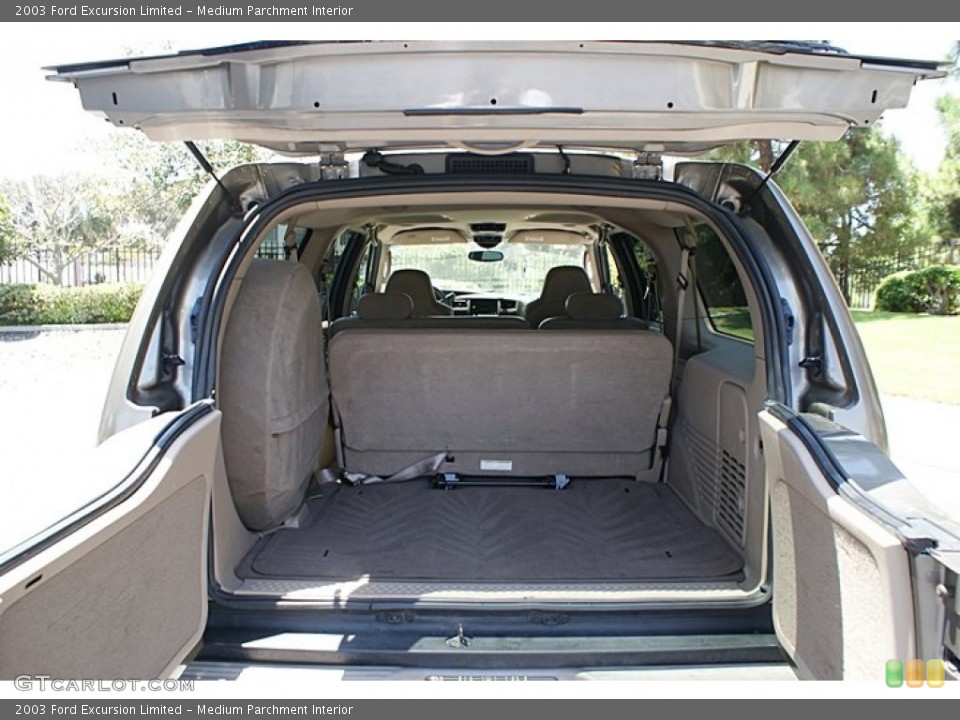 Medium Parchment Interior Trunk for the 2003 Ford Excursion Limited #69466197