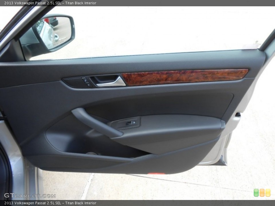 Titan Black Interior Door Panel for the 2013 Volkswagen Passat 2.5L SEL #69493930