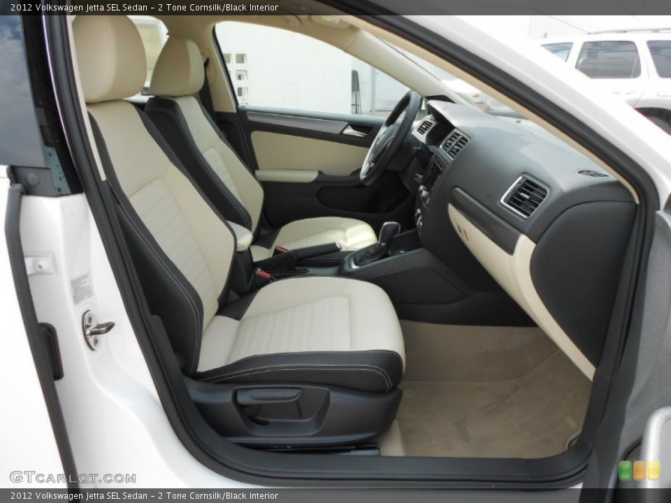 2 Tone Cornsilk/Black Interior Photo for the 2012 Volkswagen Jetta SEL Sedan #69494836