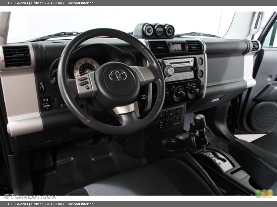 Dark Charcoal Interior Photo for the 2010 Toyota FJ Cruiser 4WD #69495241