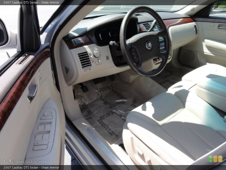 Shale Interior Prime Interior for the 2007 Cadillac DTS Sedan #69509798