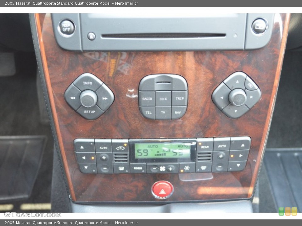 Nero Interior Controls for the 2005 Maserati Quattroporte  #69522100