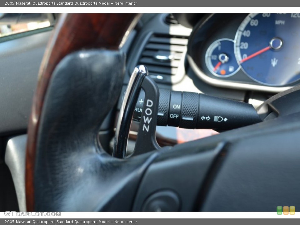 Nero Interior Controls for the 2005 Maserati Quattroporte  #69522106