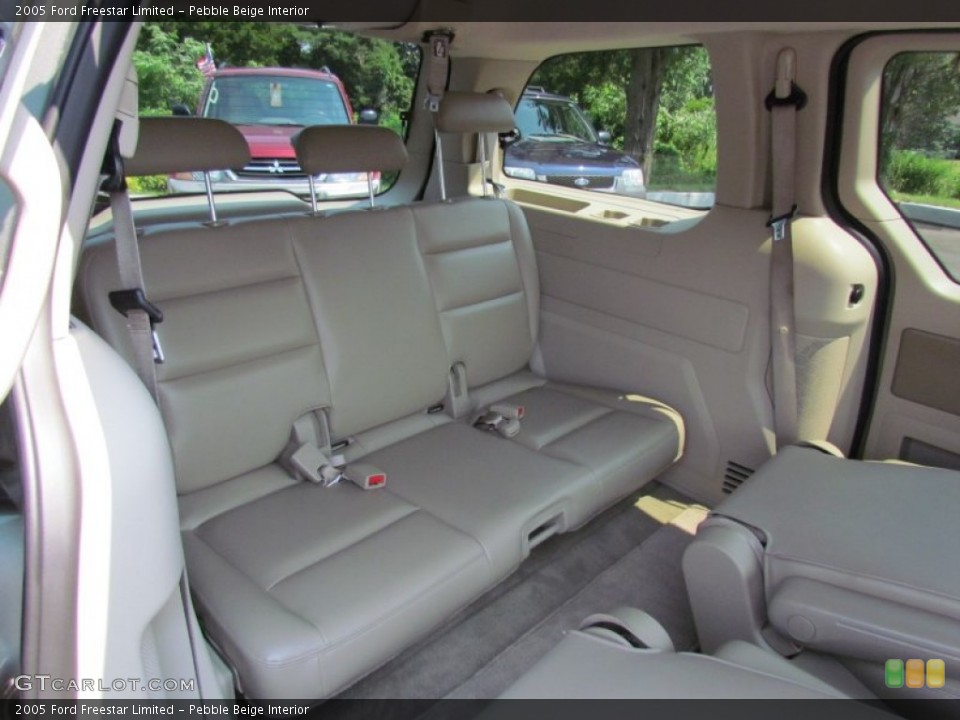 Pebble Beige Interior Photo for the 2005 Ford Freestar Limited #69528552