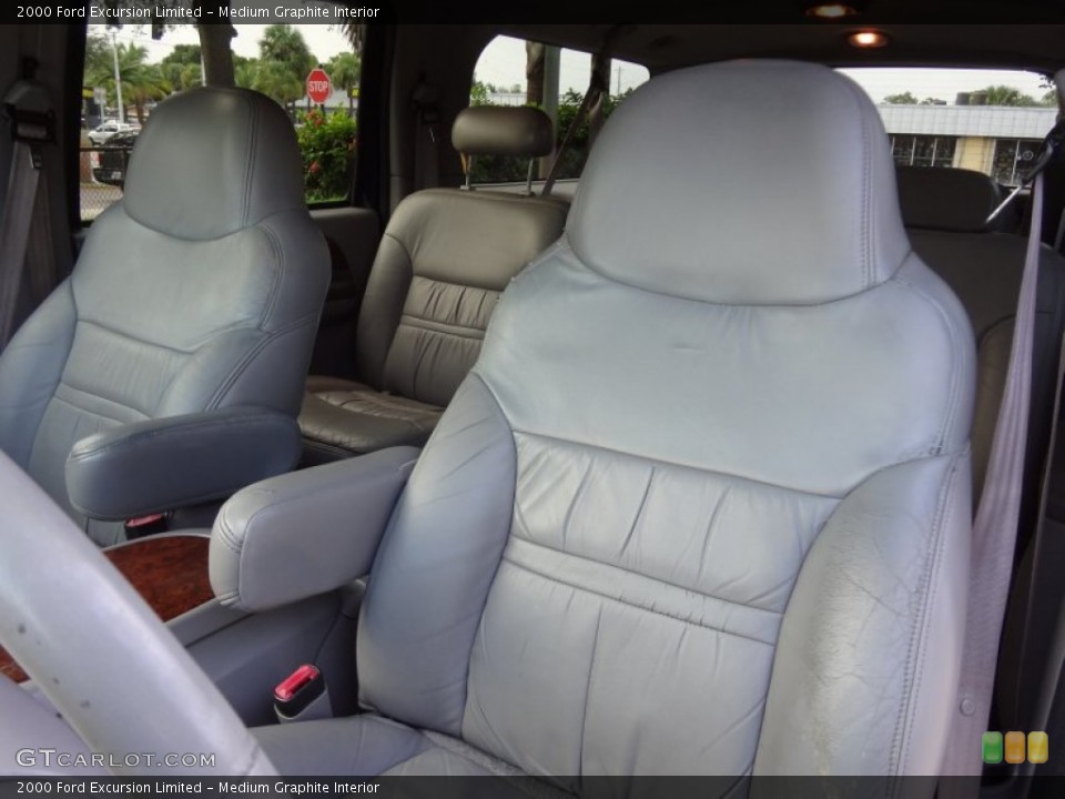 Medium Graphite Interior Photo for the 2000 Ford Excursion Limited #69530910